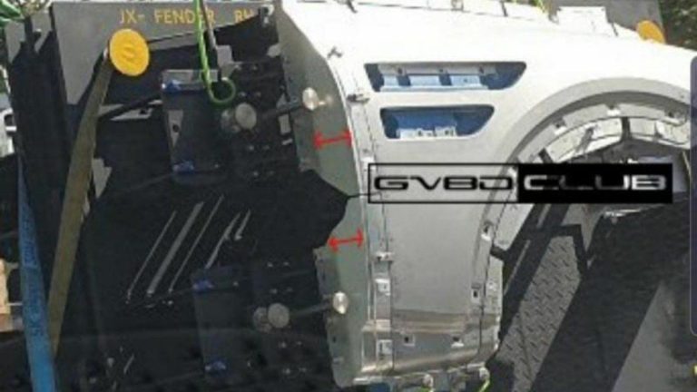 Утечка переднего крыла Genesis GV80