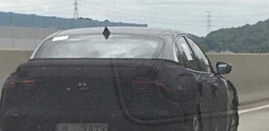 Hyundai grandeur facelift spied, подтверждает утечку изображений 홈 페이지