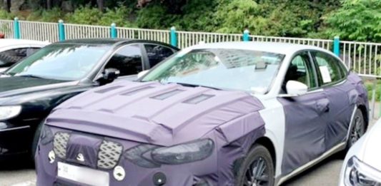 Hyundai grandeur facedift spied, может быть больше, чем просто подтяжка лица ホームページ