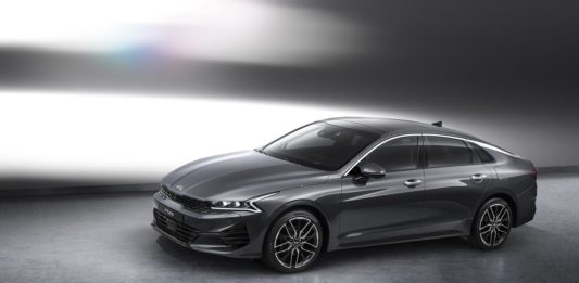 Kia представляет первые официальные изображения k5, корейской спецификации optima Ana Sayfa