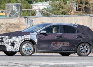 Гибридный плагин Kia XCEED впервые пойман
