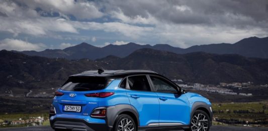 Hyundai kona hybrid представлен в европе Main page