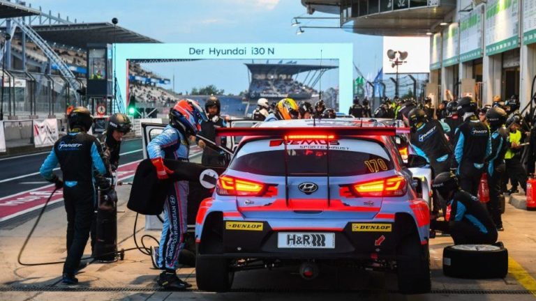 Hyundai N демонстрирует выносливость и производительность на гонке 24 часа в Нюрбургринге 2019 года