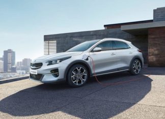 KIA MOTORS ВЫЯВЛЯЕТ ЭФФЕКТИВНОЕ, НИЗКОИЗБЫВАЕМЫЕ ГИБРИДНЫЕ ВАРИАНТЫ KIA XCEED И CEED SPORTSWAGON