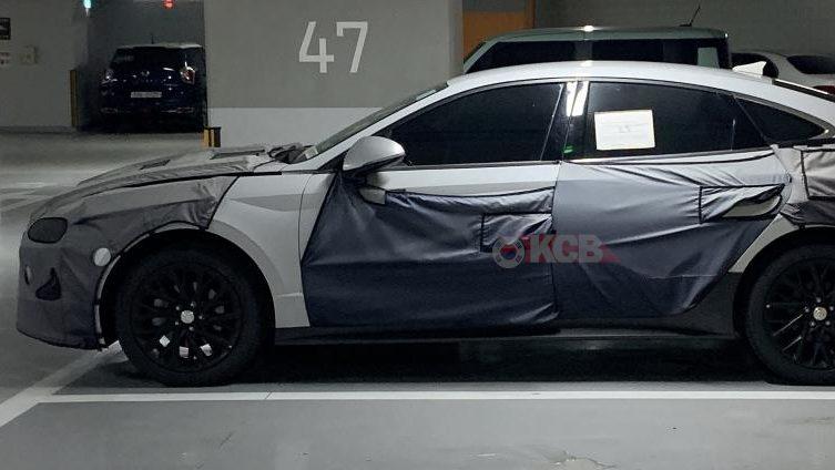 Таинственный Hyundai Sonata Spied