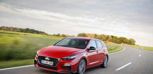 Hyundai запускает спортивный i30 n-line Page d'accueil