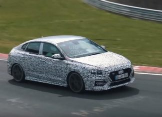 Hyundai i30 N Fastback en la pista de pruebas de Nürburgring