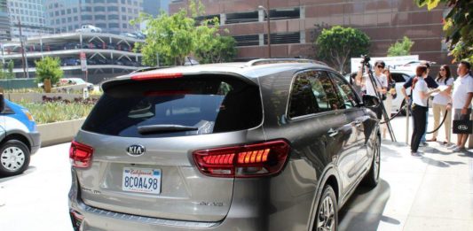 Новый kia sorento: детально-ориентированное обновление делает его лучшим в своем классе 홈 페이지