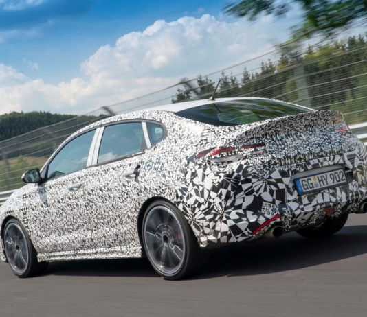 Hyundai i30 fastback n дебютирует до конца 2018 года ホームページ