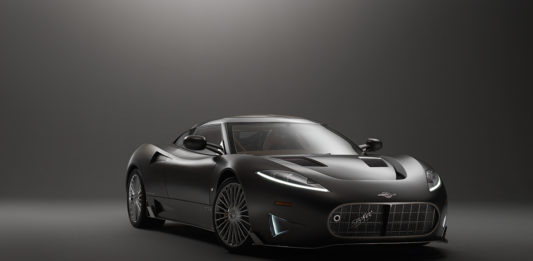 Spyker: автомобили авиакласса 홈 페이지